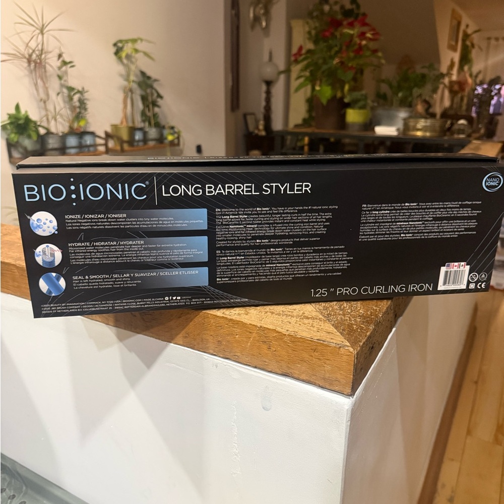 Bio Ionic Long Barrel Styler 1.25" Pro Curling Iron - Black